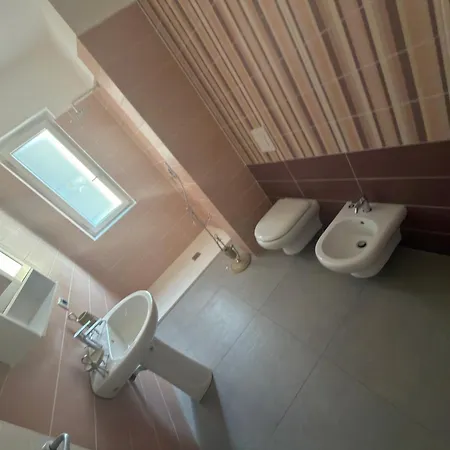 Casa Iorio * Neapol